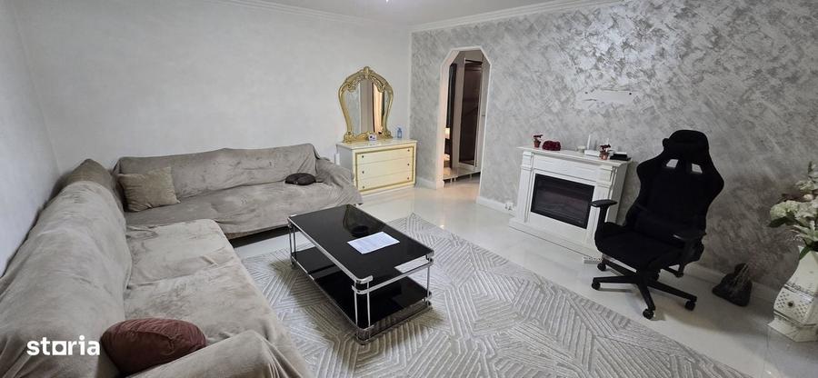 Apartament cu 2 camere în Micro 11