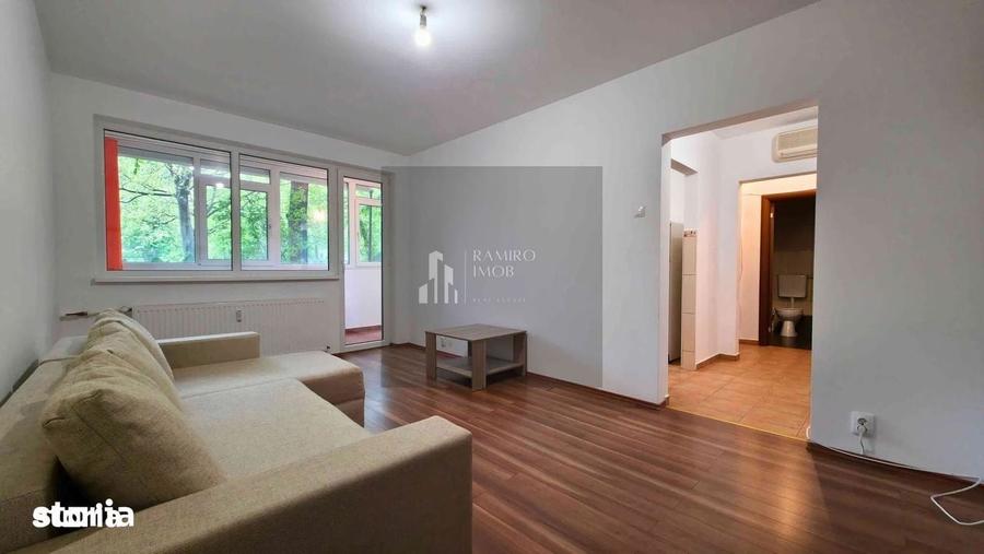 Apartament cu 2 camere în Alexandru Obregia