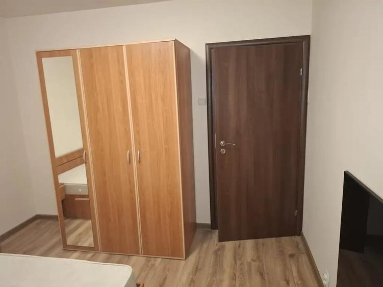 Apartament cu 2 camere semidecomandat în Titan