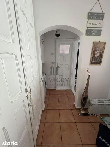 Apartament cu 2 camere decomandat în Calea București