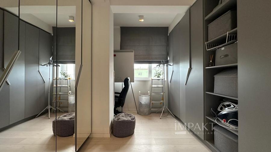 Penthouse cu 4 camere semidecomandat, mobilat în Gheorgheni