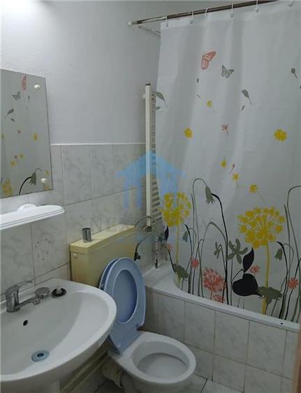 Garsonieră decomandată în Gară