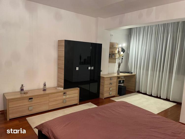 Apartament cu 3 camere, mobilat în Titan