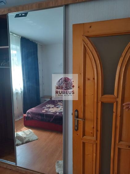 Apartament cu 4 camere decomandat, mobilat în Kiseleff