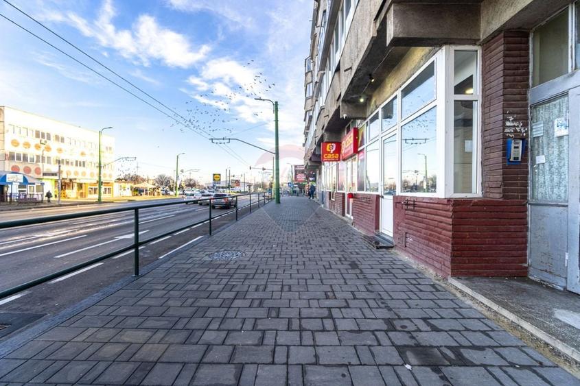 Spațiu comercial, de 47 mp, în Hărmanului