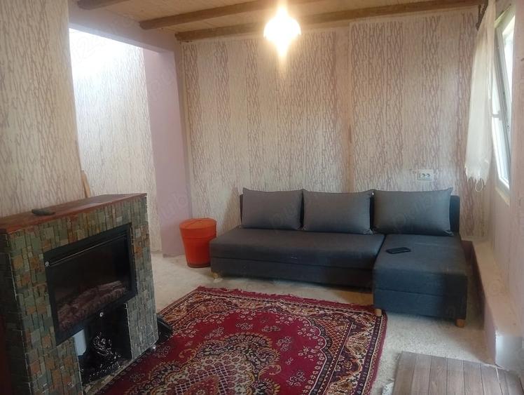 Casă cu 2 camere cu Teren 1089 Mp în Dumbrava