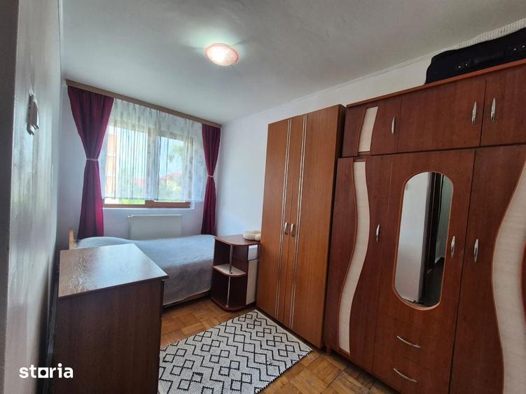 Apartament cu 3 camere semidecomandat în Central