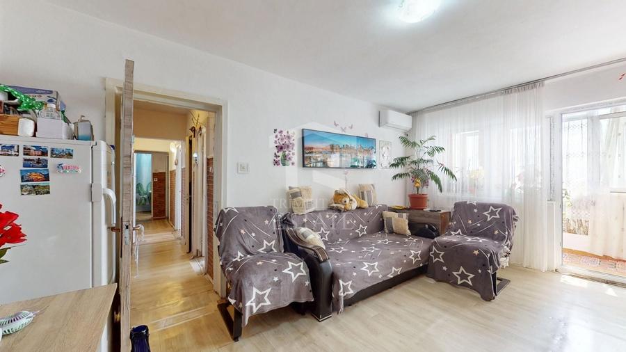 Apartament cu 3 camere decomandat în Rahova