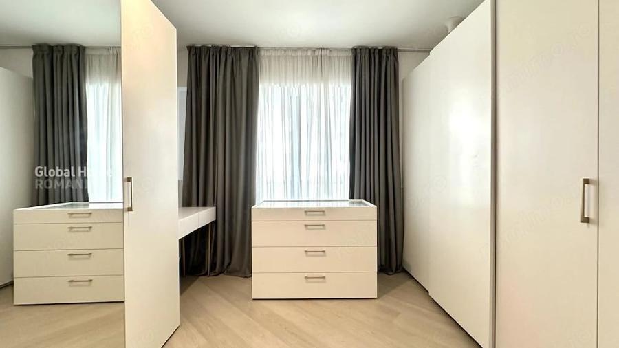 Apartament cu 3 camere decomandat în Aviației