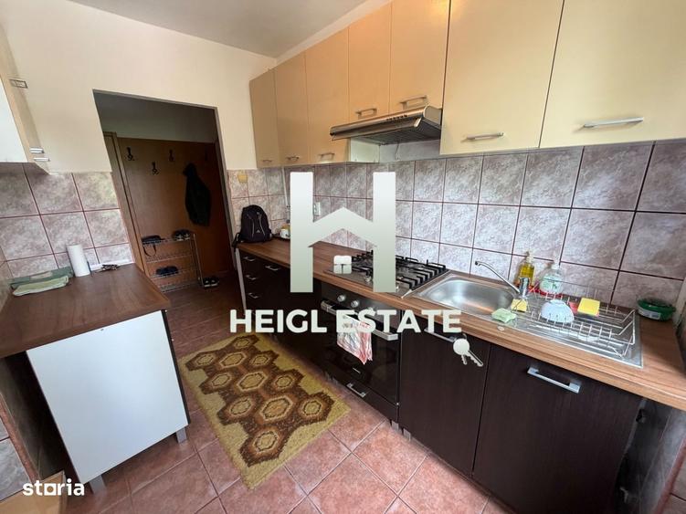 Apartament cu 3 camere decomandat, mobilat în Gheorghe Lazăr