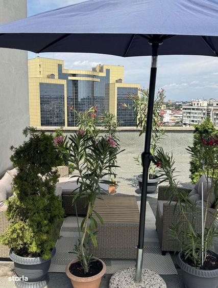 Apartament cu 3 camere decomandat în Calea București