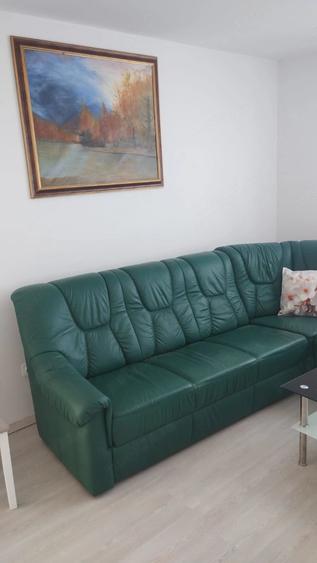 Apartament cu 3 camere decomandat în Florești