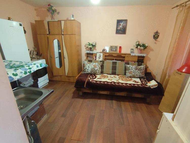 Vand sau schimb casa in Muncelul de Sus cu garsoniera in Pa?cani - 9