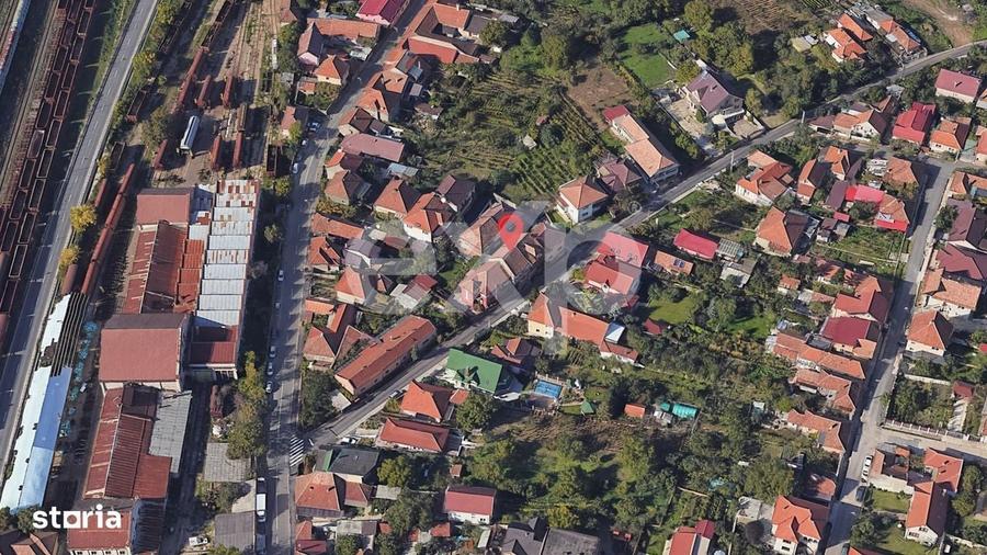 Casă cu 4 camere în Central
