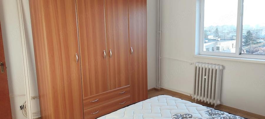 Apartament cu 2 camere decomandat în Republicii