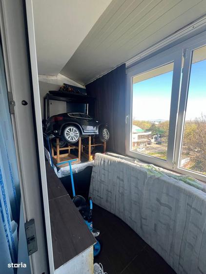 Apartament cu 3 camere decomandat în Țiglina 1