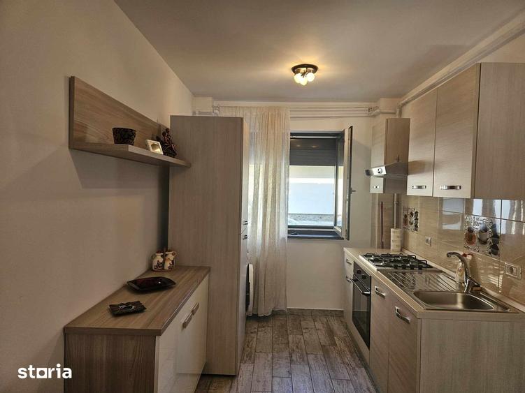 Apartament de 2 camere zona TRACTORUL,Str George Bacovia - 5