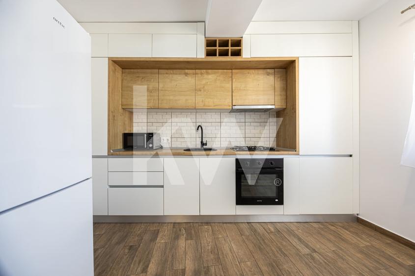 Apartament cu 2 camere decomandat, mobilat în Tractorul