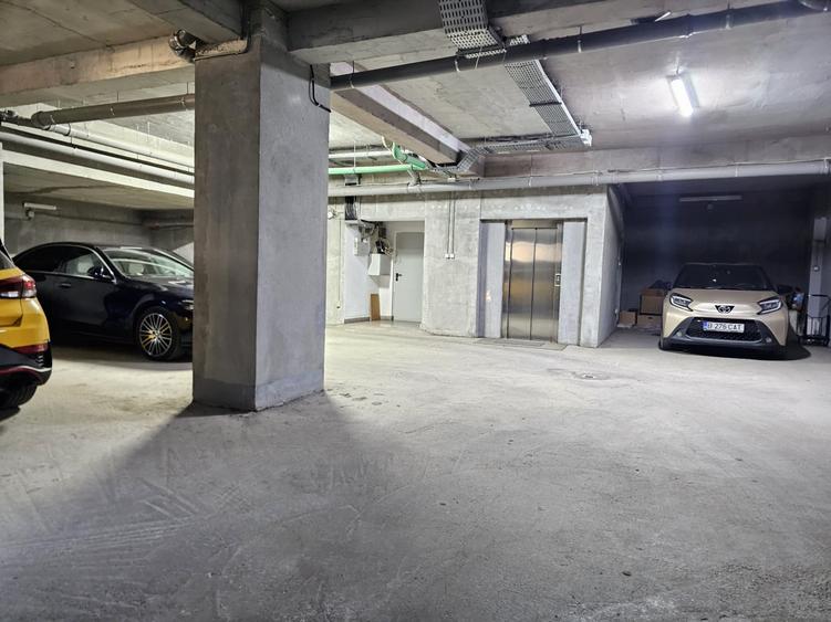 Apartament cu 2 camere semidecomandat, mobilat în Aviației