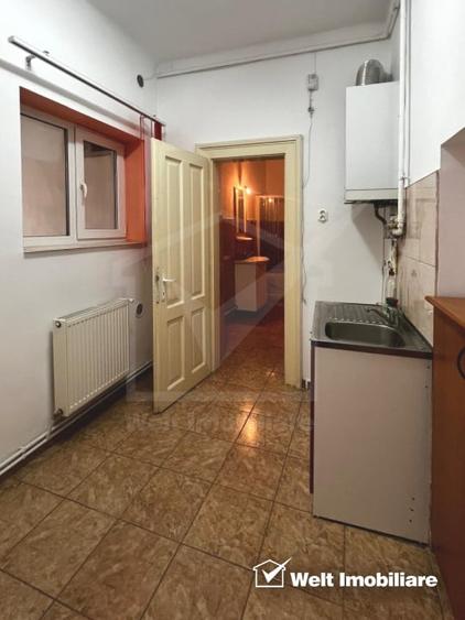 Birou, de 50 mp, în Central