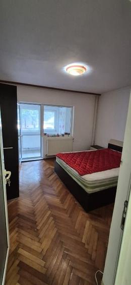 Apartament cu 2 camere decomandat în Buzaului