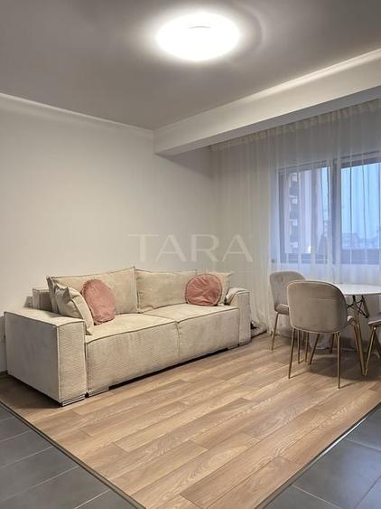 Apartament cu 3 camere, mobilat în Florești — fotografia 2