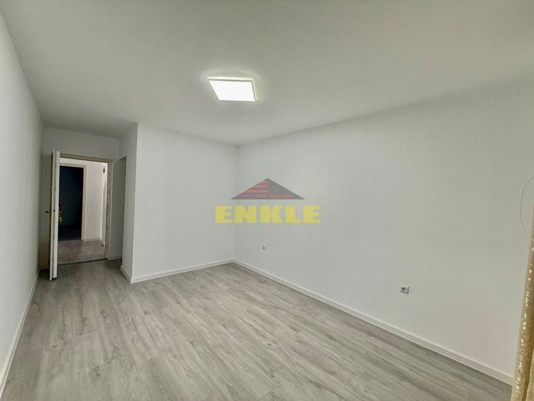 Casă individuală cu 4 camere cu Canalizare în Sud-Est