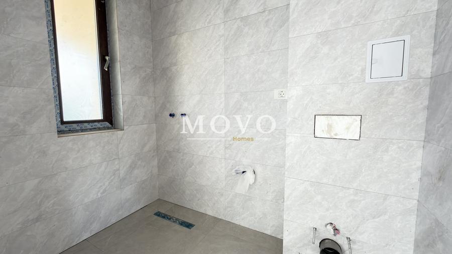 Duplex cu 4 camere cu Canalizare în Moșnița Nouă