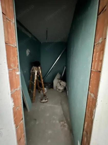 Garsonieră decomandată în Săsar