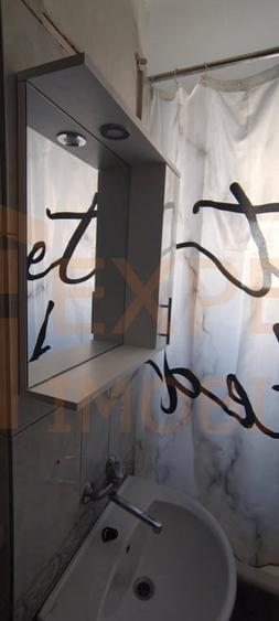Apartament cu 2 camere decomandat, mobilat în Dacia