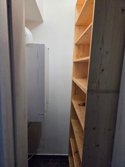 Apartament cu 3 camere decomandat, mobilat în Nicolina