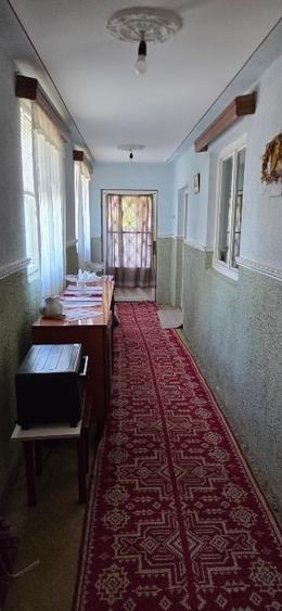 Casă individuală cu 3 camere cu Canalizare în Poienarii Vechi
