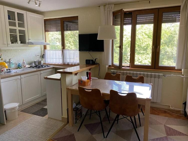 Apartament cu 2 camere decomandat în Ultracentral