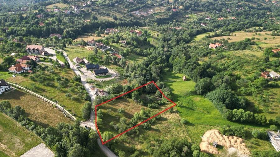 Teren Construcții intravilan de 2307 mp, în Bran