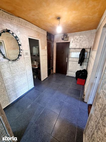 Apartament cu 4 camere decomandat în Tomis Nord