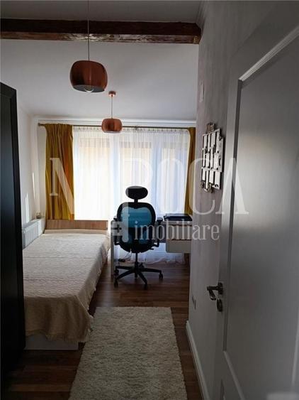 Apartament cu 3 camere semidecomandat în Central