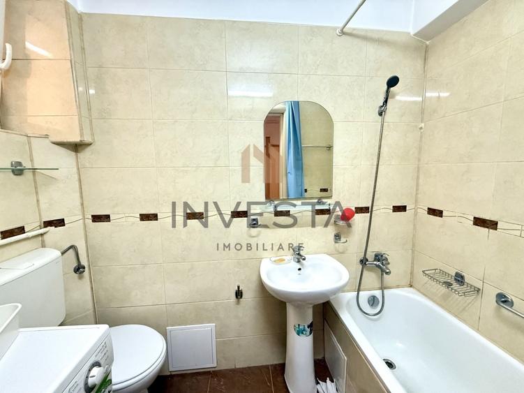 Apartament cu 2 camere semidecomandat, mobilat în Central