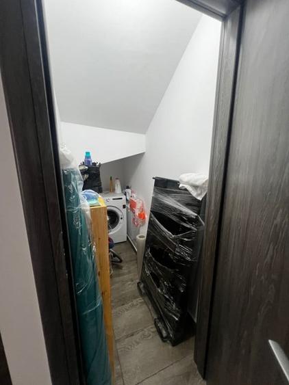 Casă individuală cu 4 camere cu Canalizare în Măgurele