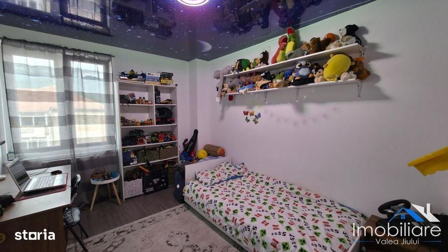 Apartament cu 4 camere în Central