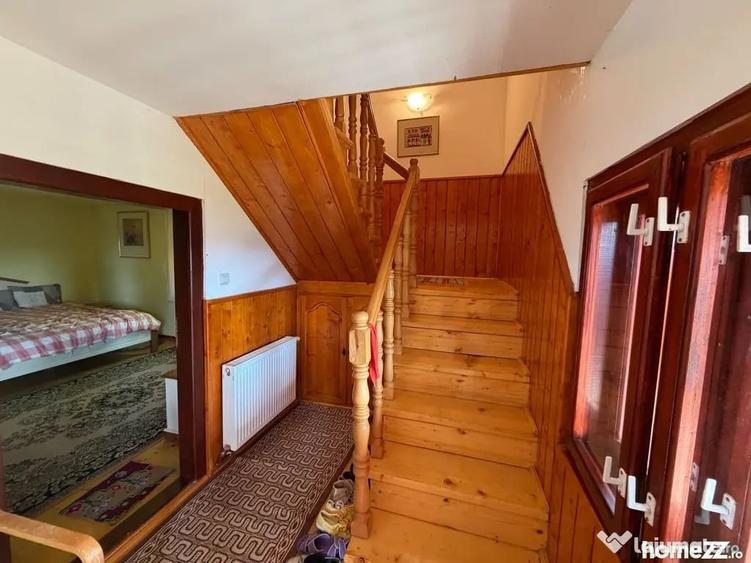Casă cu 3 camere cu Teren 270 Mp în Bubești