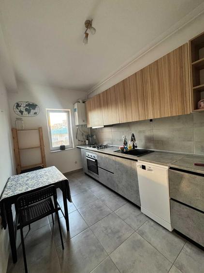 Apartament cu 2 camere decomandat în Ștefăneștii de Jos