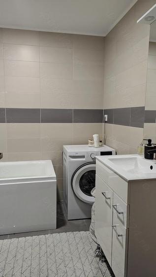 Apartament cu 2 camere semidecomandat în Turnișor