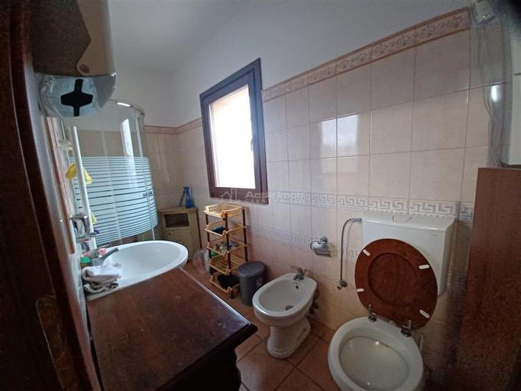 Spațiu comercial, de 1,140 mp, în Central