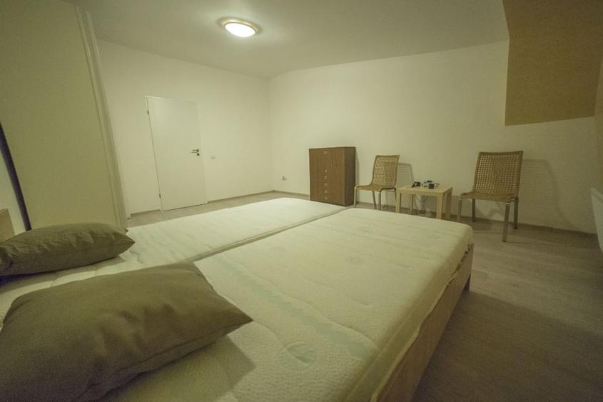 Apartament cu 2 camere decomandat în Vitan