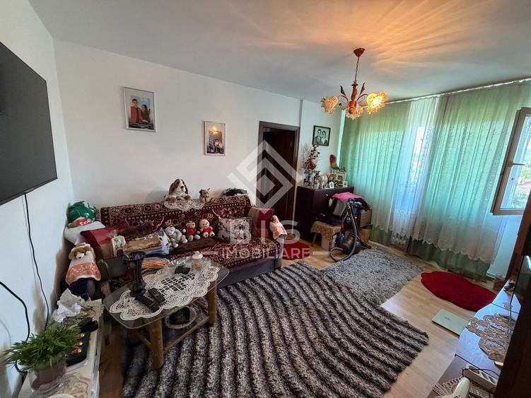 Apartament de vanzare 3 camere - zona Decebal - 6