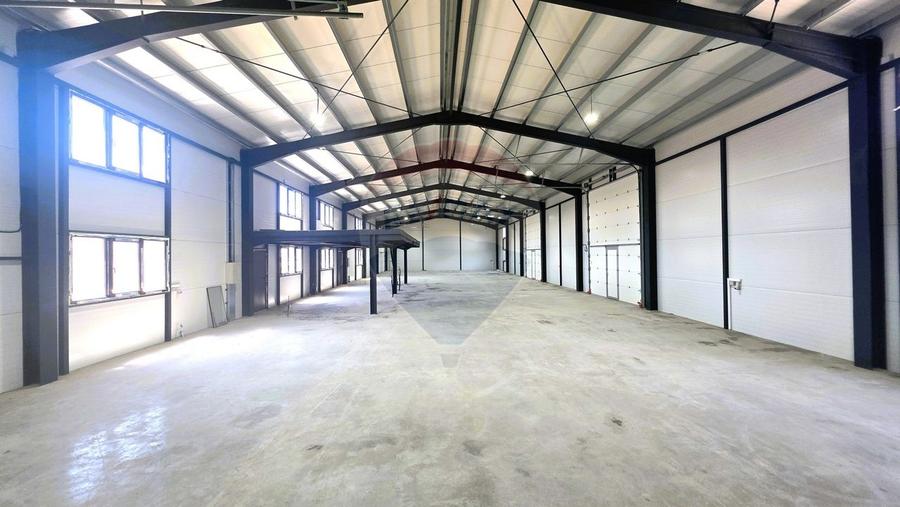 Spațiu industrial, de 580 mp, în Exterior Nord