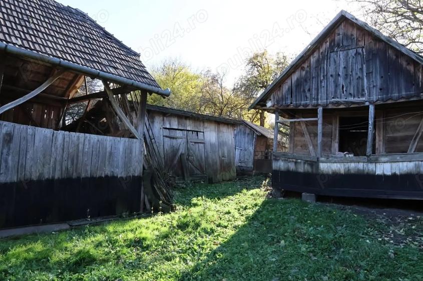 Casă cu 2 camere în Oroiu