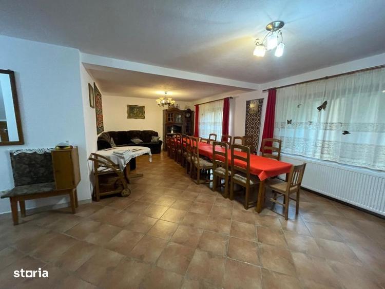 Pensiune 6 camere, 200 mp, zona Firiza-Izvoare - 12