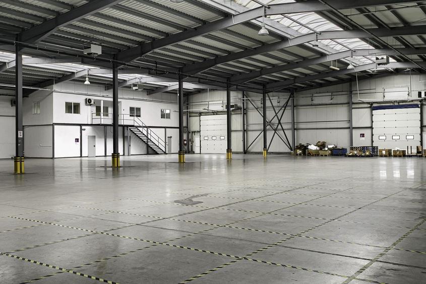 Spațiu industrial, de 1,770 mp, în Sud
