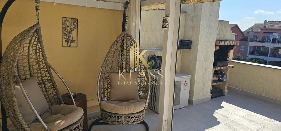 Apartament cu 3 camere semidecomandat, mobilat în Pipera